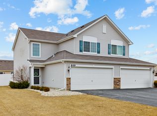649 Florence St, Hampshire, IL 60140