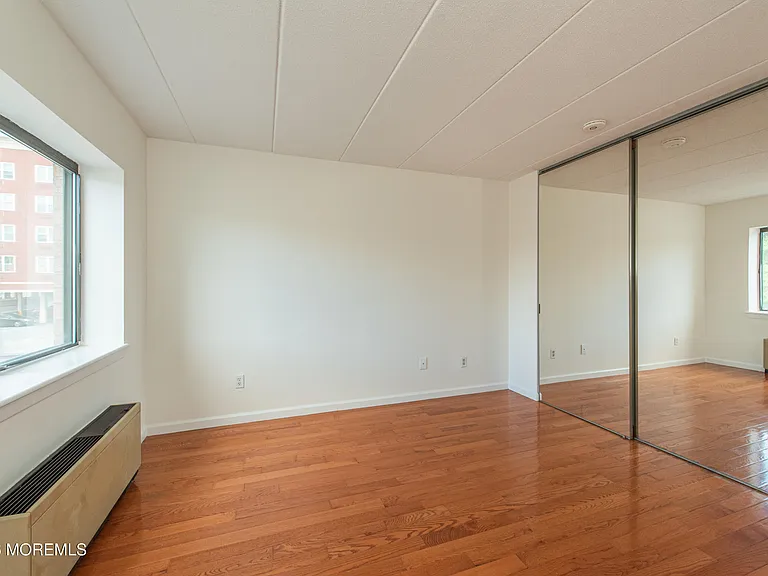 5 Linden St #3J — Photo 13