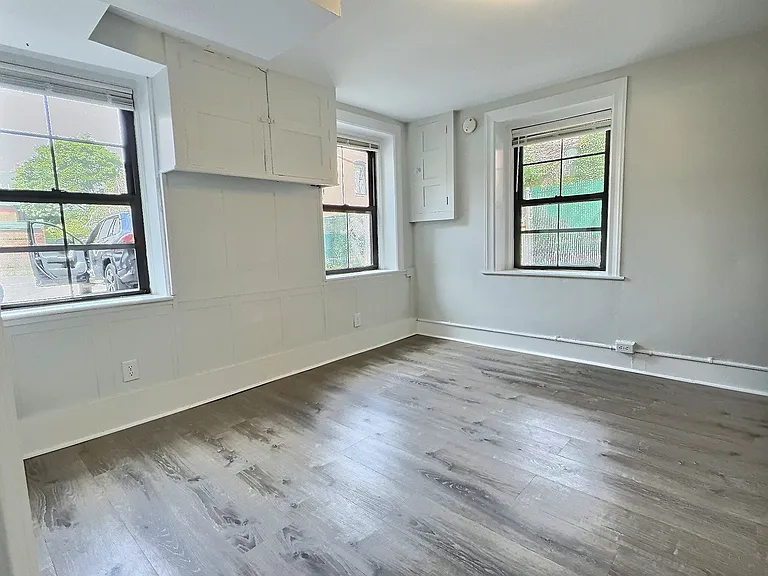 131 State St #1 — Photo 10