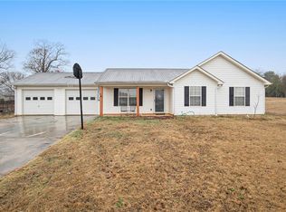 280 Silverthorn Way, Cedartown, GA 30125