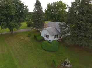 7100 N Sheridan Rd, Edmore, MI 48829