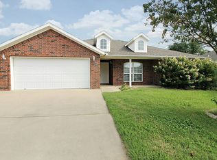 3900 SW Moline Ave, Bentonville, AR 72712