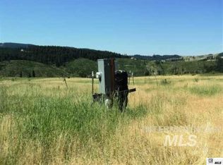 1062 Davis Rd, Viola, ID 83872