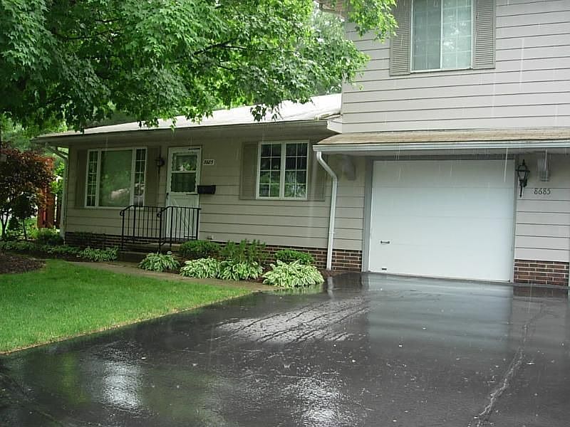 1st image of 8685 Fox Rest Dr #43