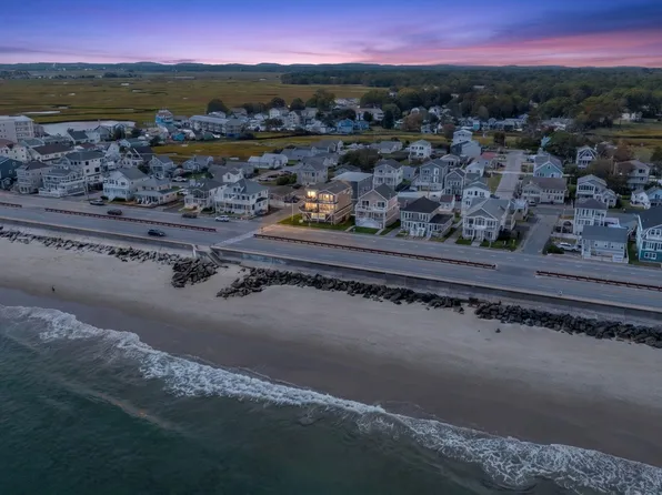 741 Ocean Boulevard, Hampton, NH 03842