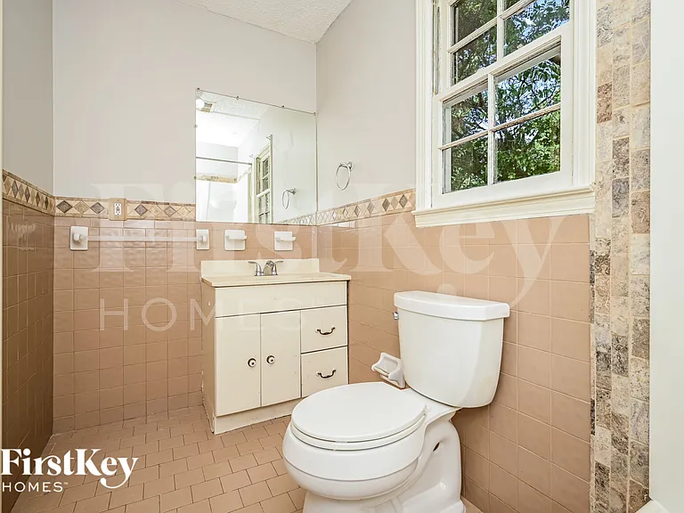1515 Flat Rock Rd — Photo 11