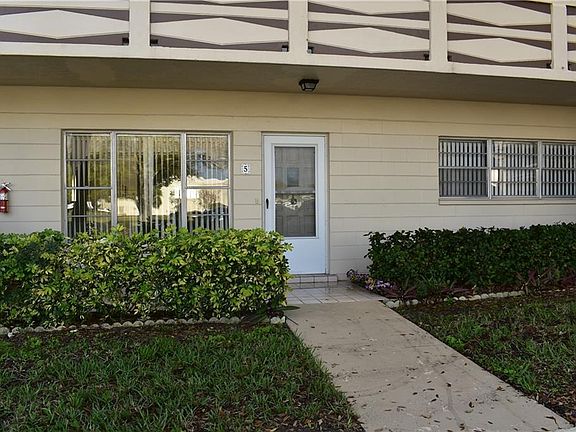 2nd image of 2379 Finlandia Ln APT 5
