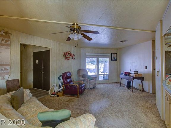 4th image of 1031 El Camino Cir