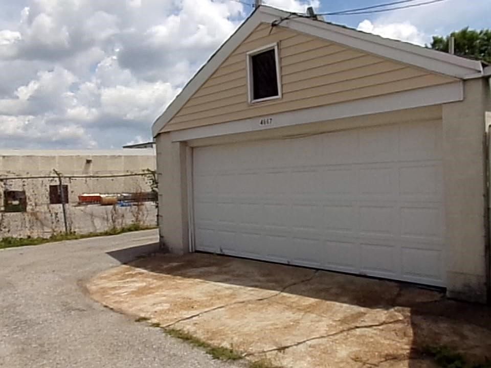 2nd image of 4667-4671 Delor St