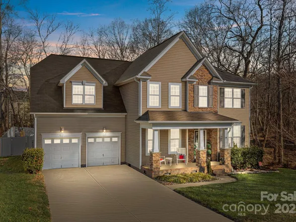 1107 Brookdale Ln, Stanley, NC 28164