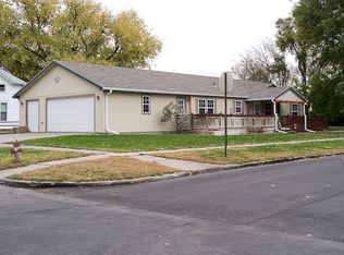 420 N Briggs Ave, Hastings, NE 68901