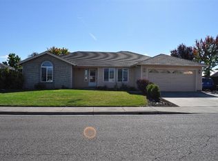 290 Willow Bend Way, Central Pt, OR 97502