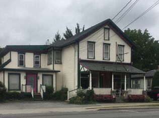 10863 Main St, Clarence, NY 14031