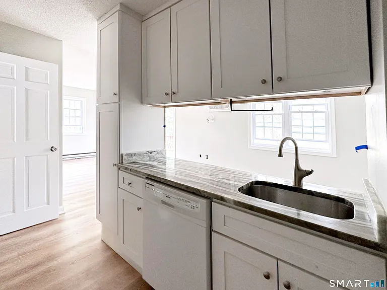 203 Capewell Ave — Photo 18