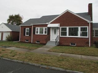 125 Ithaca St, Springfield, MA 01118