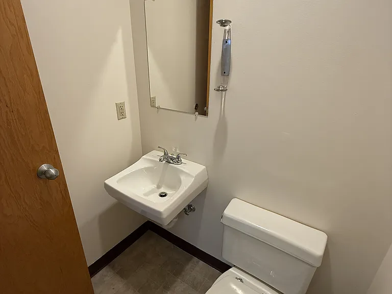 1230 Woodland Dr #117 — Photo 6