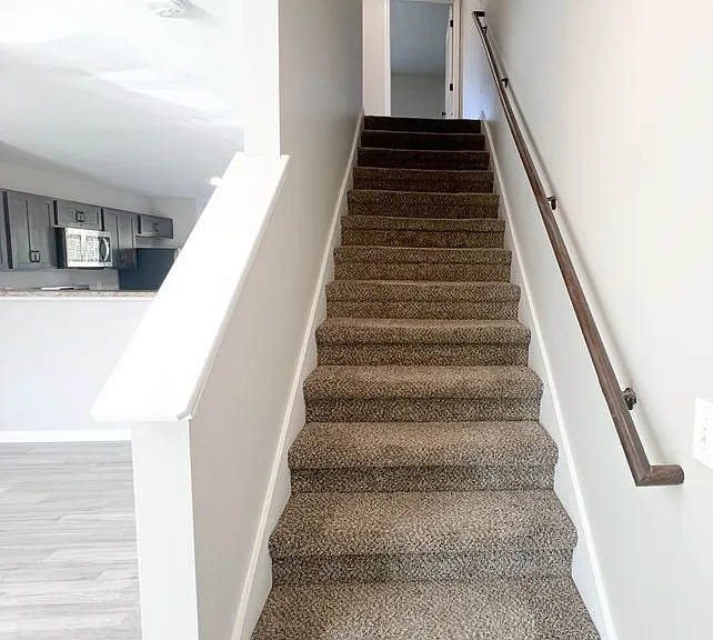106 Smithson Ct — Photo 18