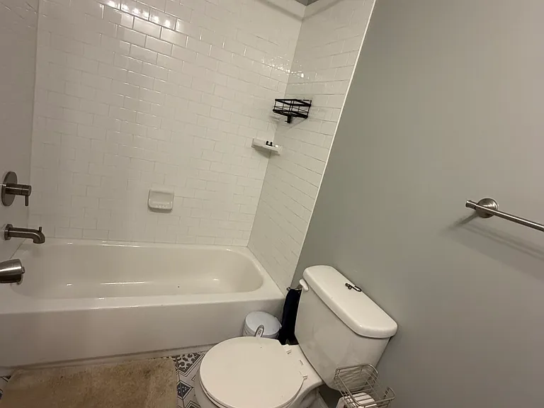 128 N East Ave — Photo 7