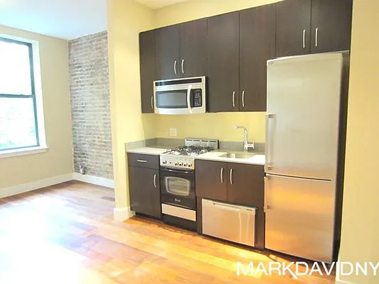 Rented by Mark David | media 54
