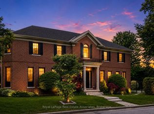 32 Jopling Ave N, Toronto, ON M9B 4E7