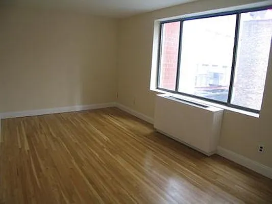 Rented by Kian Realty | media 30