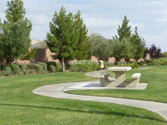 5th image of 10406 Grotto Mountain Ave