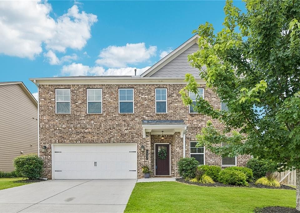 1st image of 1447 Weatherbrook Cir