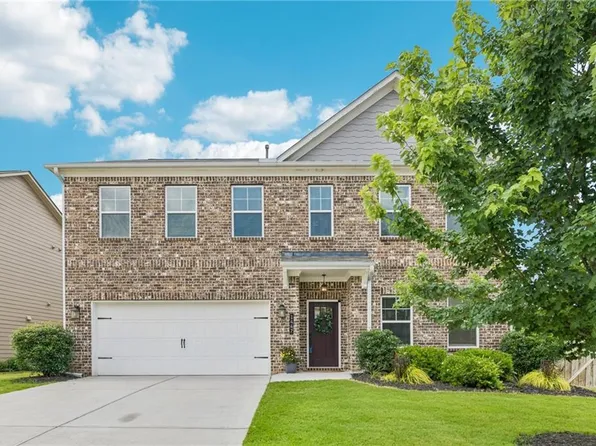 1447 Weatherbrook Cir, Lawrenceville, GA 30043