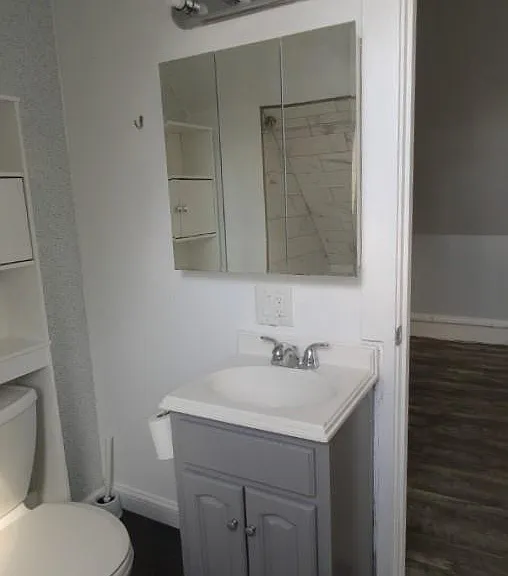 14 Albion St #3 — Photo 4