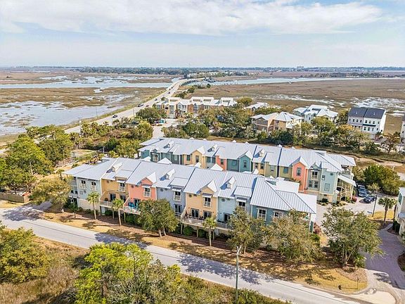 3rd image of 1010 Lighterman Way