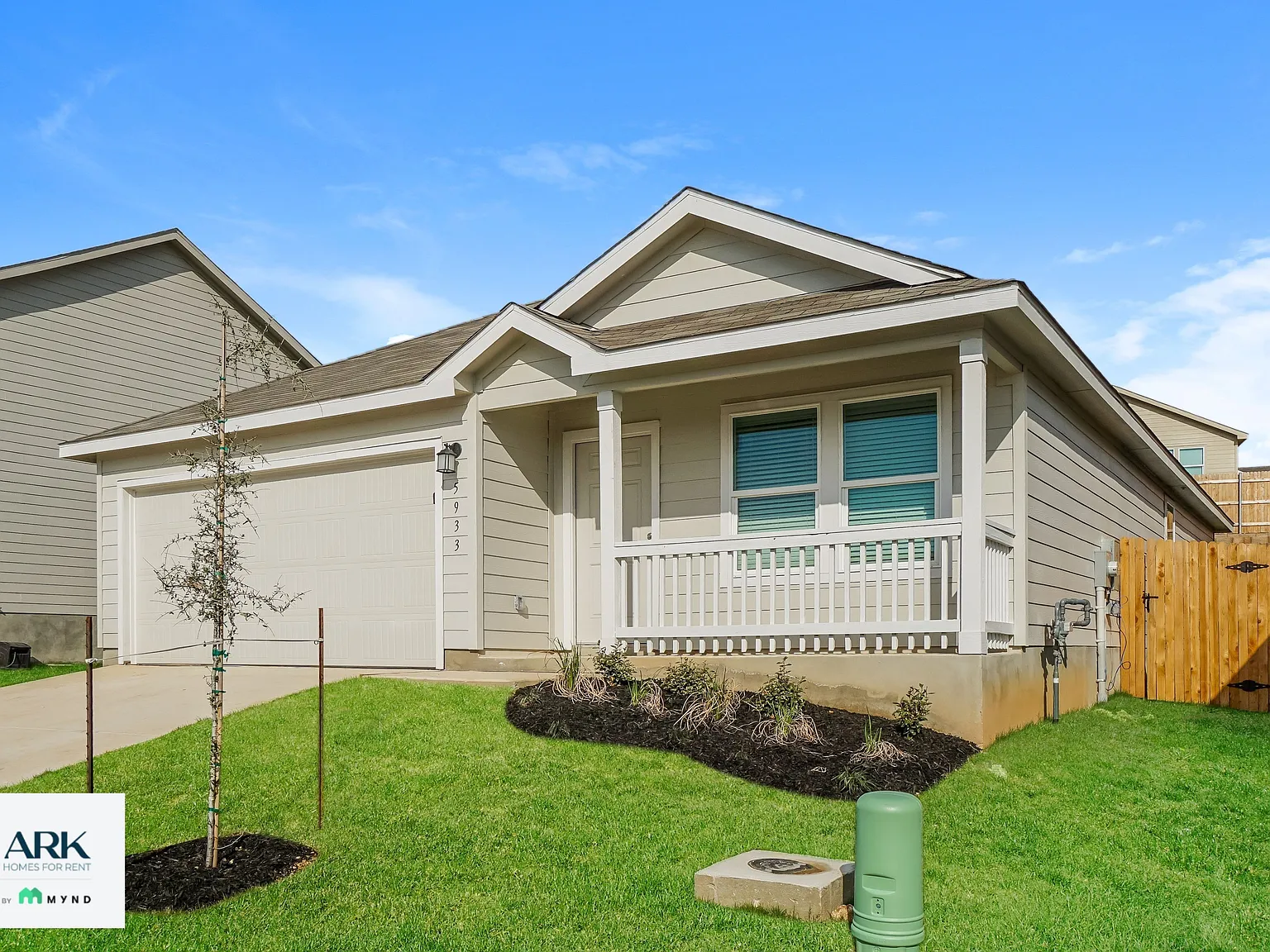 3 bed, 2.0 bath, 1474 sqft, $1,775 — Photo 2