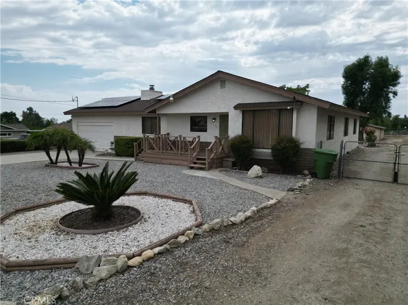 10123 Live Oak Ave, Cherry Valley, CA 92223