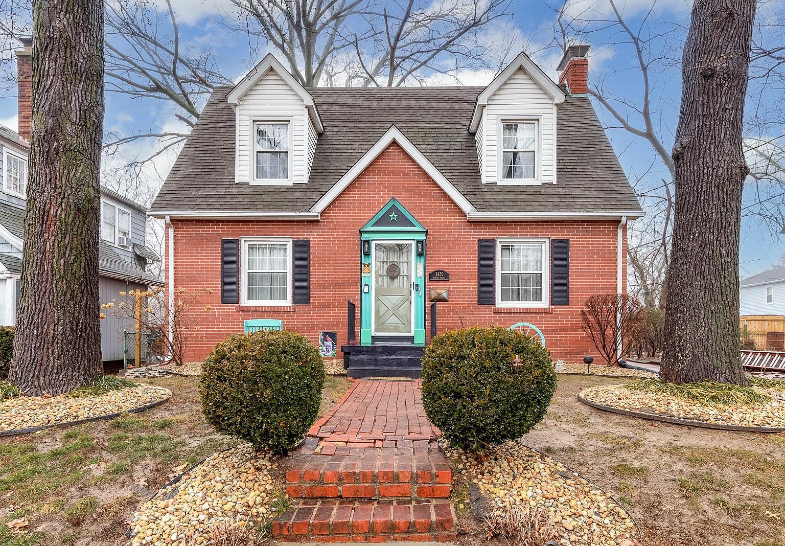 2430 Maxey St, Alton, IL 62002 Zillow