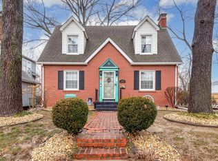 2430 Maxey St, Alton, IL 62002