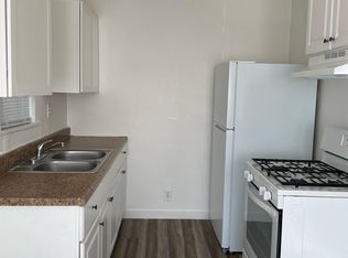 330 Norris Rd UNIT B, Bakersfield, CA 93308