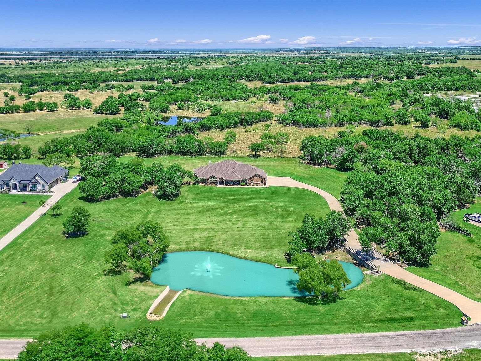 128 Whispering Winds Dr, Gunter, TX 75058 MLS 20603254 Zillow
