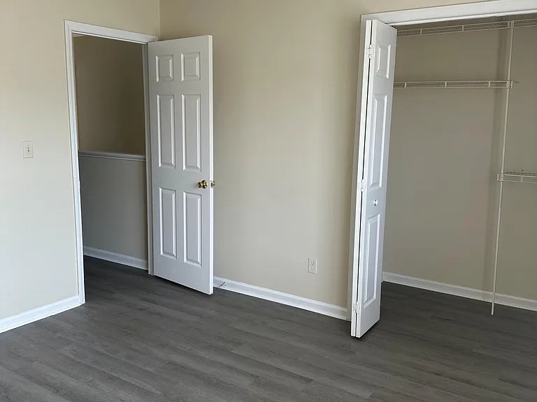 3921 Sterling Pointe Dr #LL9 — Photo 11