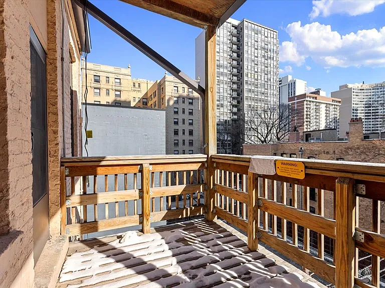 1133 N State St #4D — Photo 15