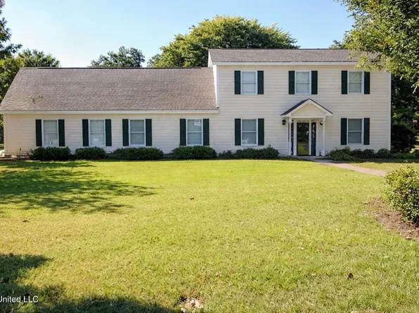 425 Briarwood Cv, Greenville, MS 38701