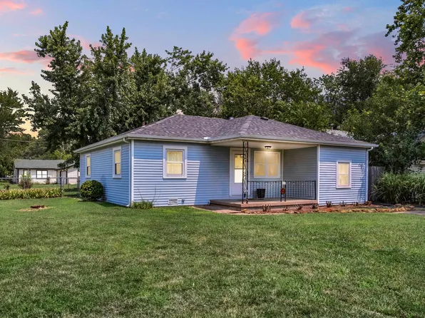 1510 E 9th St, Newton, KS 67114