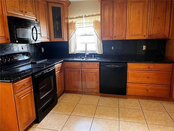 2nd image of 8957 NW 23rd St