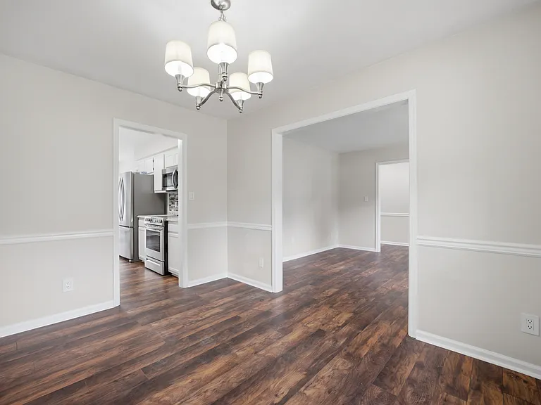 2252 Newstead Dr — Photo 11