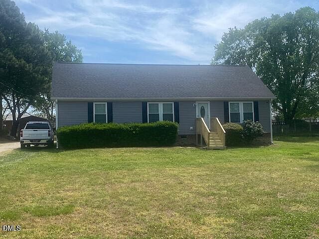 1st image of 55 Brookhaven Pl