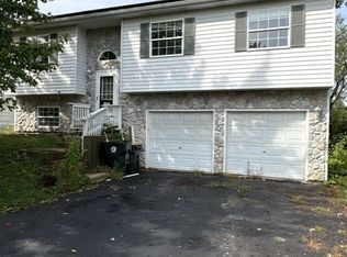 35728 N Benjamin Ave, Ingleside, IL 60041