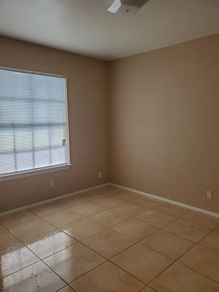 Building Photo - 1612 Sam Houston Dr #BB