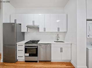 990 Willoughby Ave APT 3L, Brooklyn, NY 11221