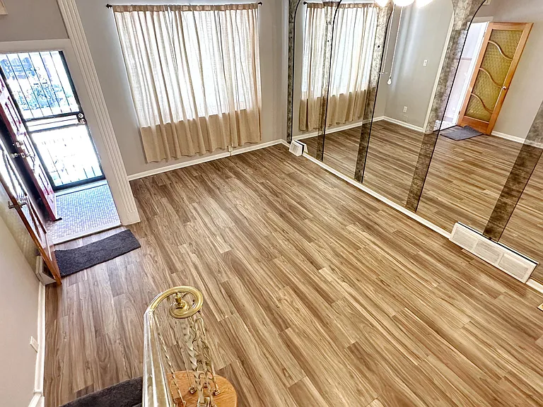 2509 S Rosewood St — Photo 44
