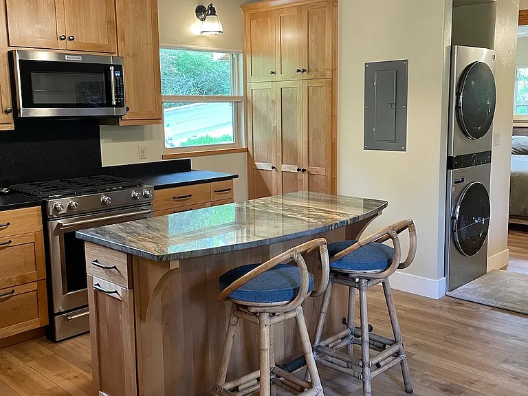 114 Granite St #4 — Photo 3