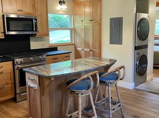 114 Granite St #4B, Ashland, OR 97520