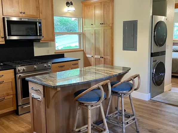 114 Granite St, Ashland, OR
